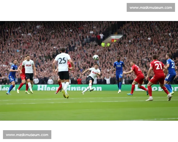 《从绿茵场到赛道：探索体育明星背后的拼搏与荣耀》